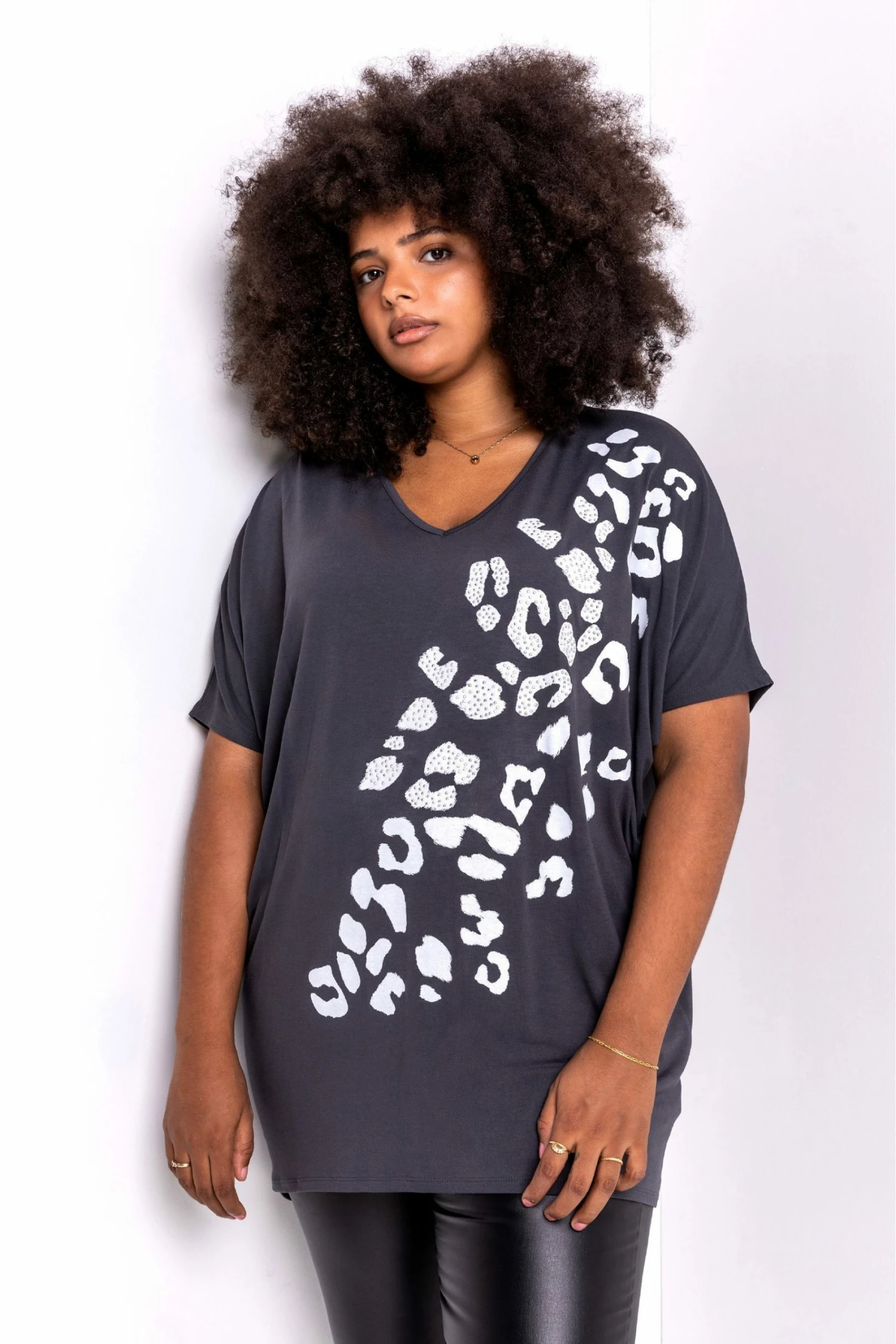 Roman Grey Curve Embellished Animal Print T-Shirt 3 Roman Grey Curve Embellished Animal Print T-Shirt