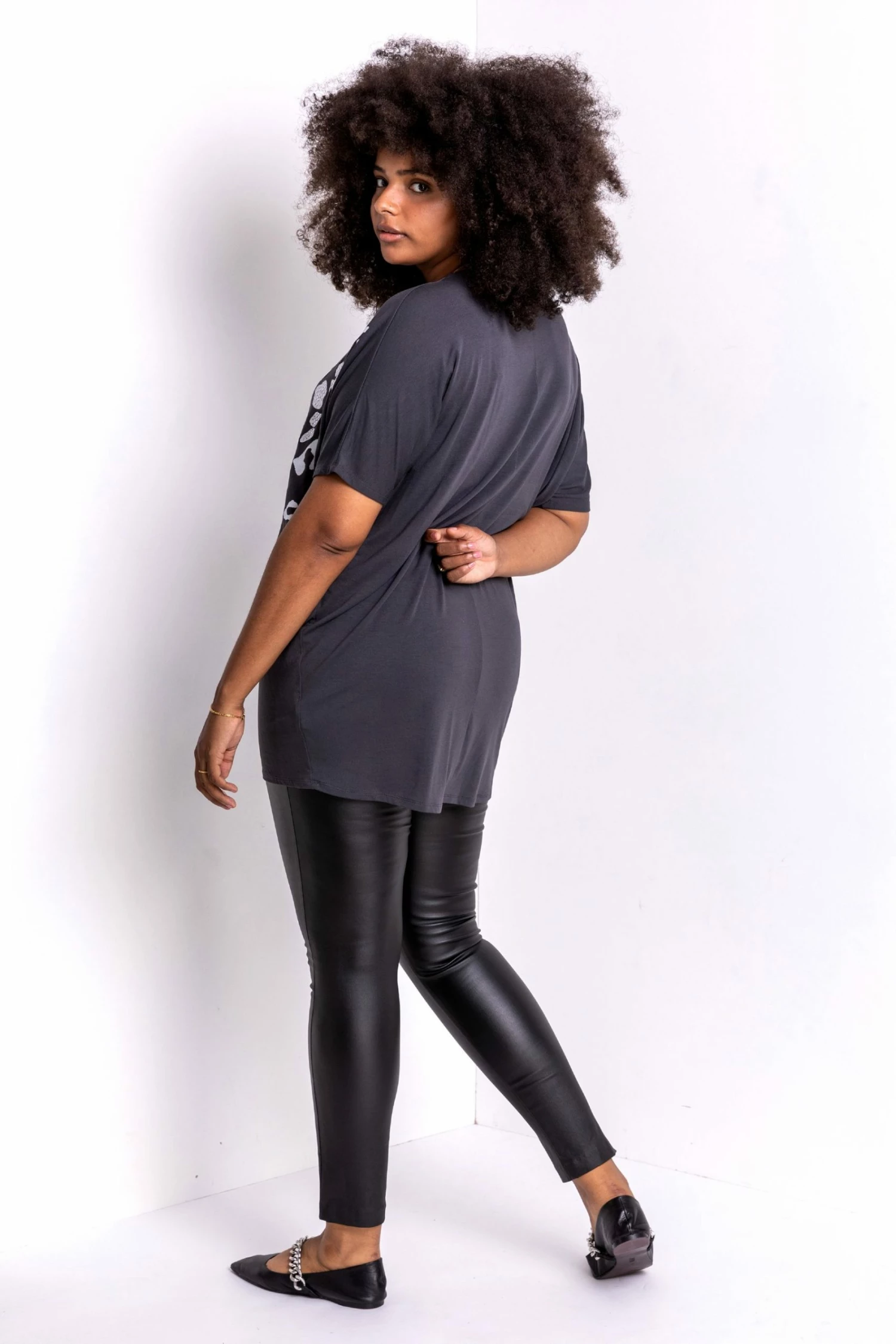 Roman Grey Curve Embellished Animal Print T-Shirt 4 Roman Grey Curve Embellished Animal Print T-Shirt - Image 2