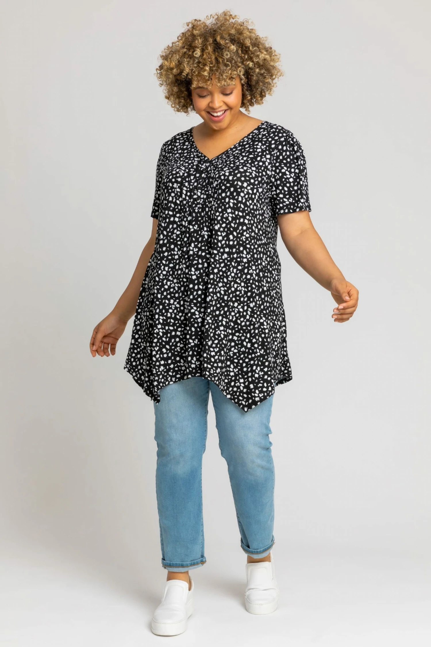 Roman Black Curve Spot Print Hanky Hem Top 5 Roman Black Curve Spot Print Hanky Hem Top - Image 3