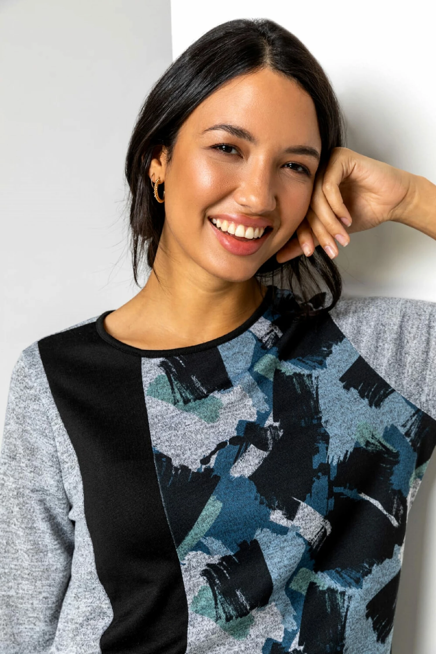 Roman Blue Abstract Print Colourblock Top 6 Roman Blue Abstract Print Colourblock Top - Image 4