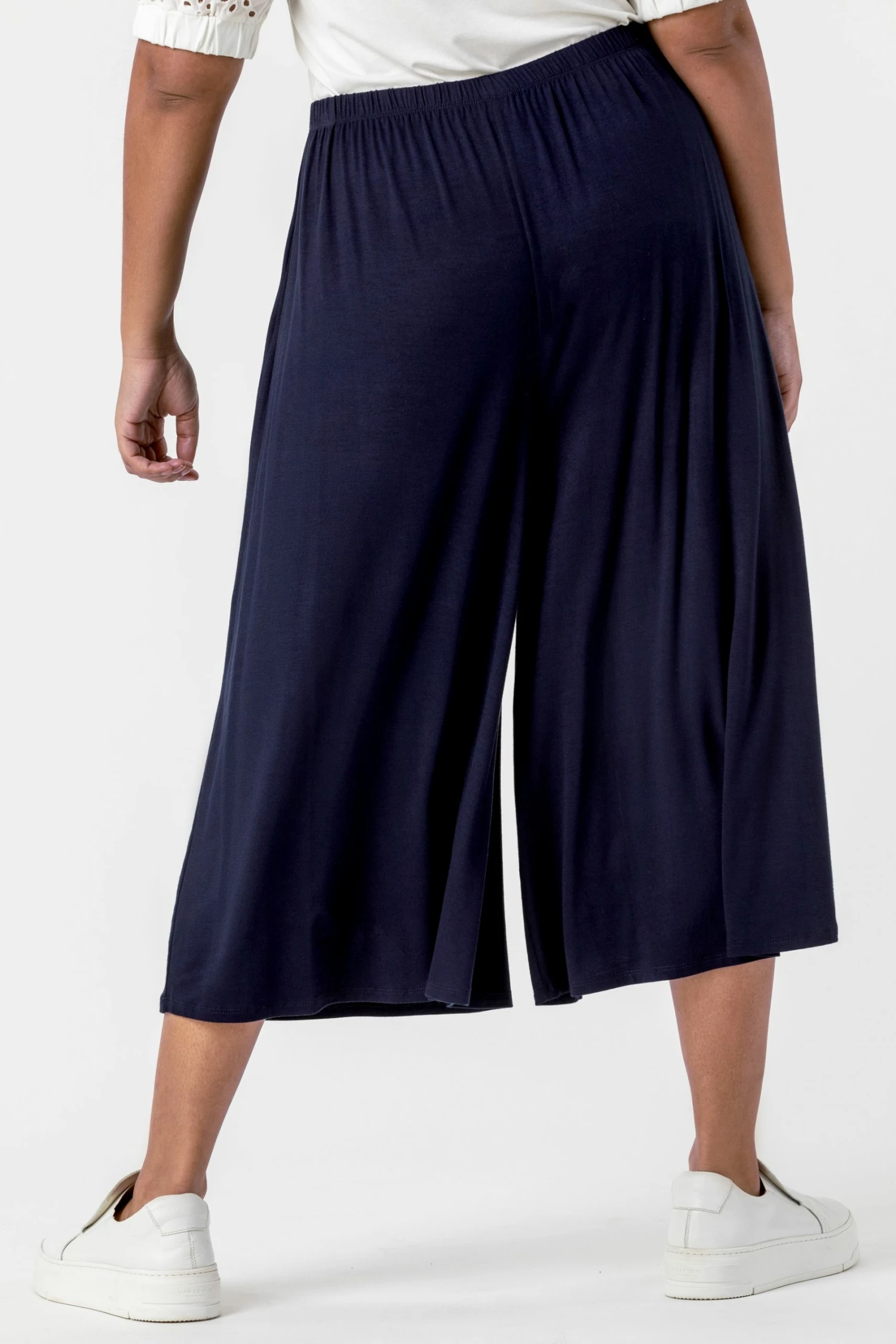 Roman Navy Curve Plain Culotte Trousers 4 Roman Navy Curve Plain Culotte Trousers - Image 2
