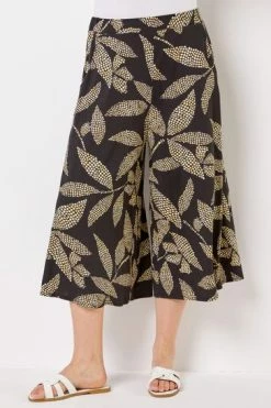 Roman Black Curve Spot Leaf Culotte Trousers 11 Roman Black Curve Spot Leaf Culotte Trousers -Roman Sales Shop unnamed file 10572