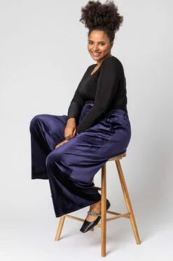 Roman Black Curve Velvet Wide Leg Trousers -Roman Sales Shop unnamed file 10695