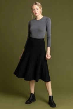 Roman Black Ribbed Knit Pleated Midi Skirt