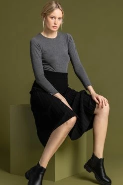 Roman Black Ribbed Knit Pleated Midi Skirt 10 Roman Black Ribbed Knit Pleated Midi Skirt -Roman Sales Shop unnamed file 10876