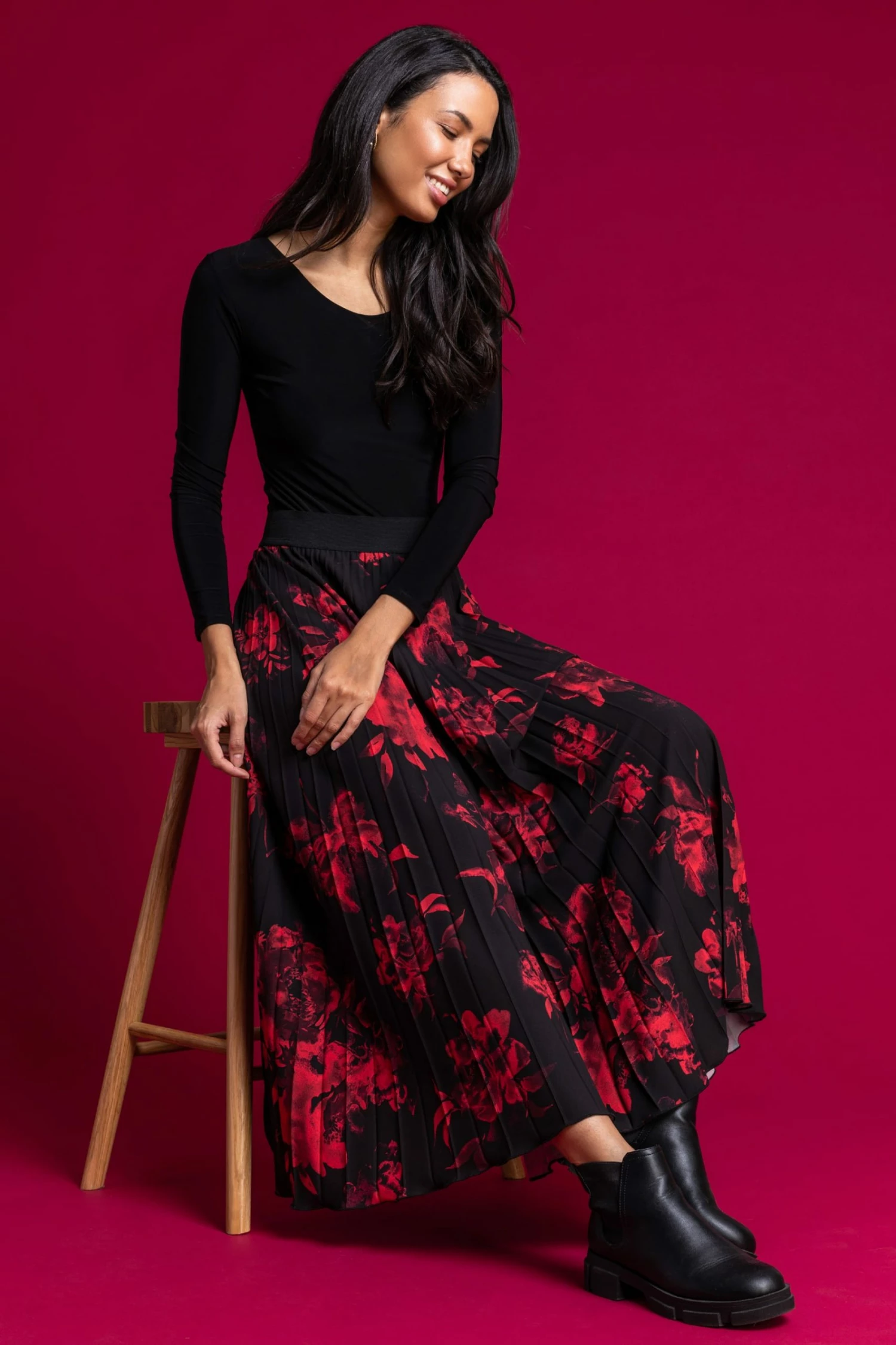 Roman Red Floral Print Pleated Maxi Skirt 5 Roman Red Floral Print Pleated Maxi Skirt - Image 3