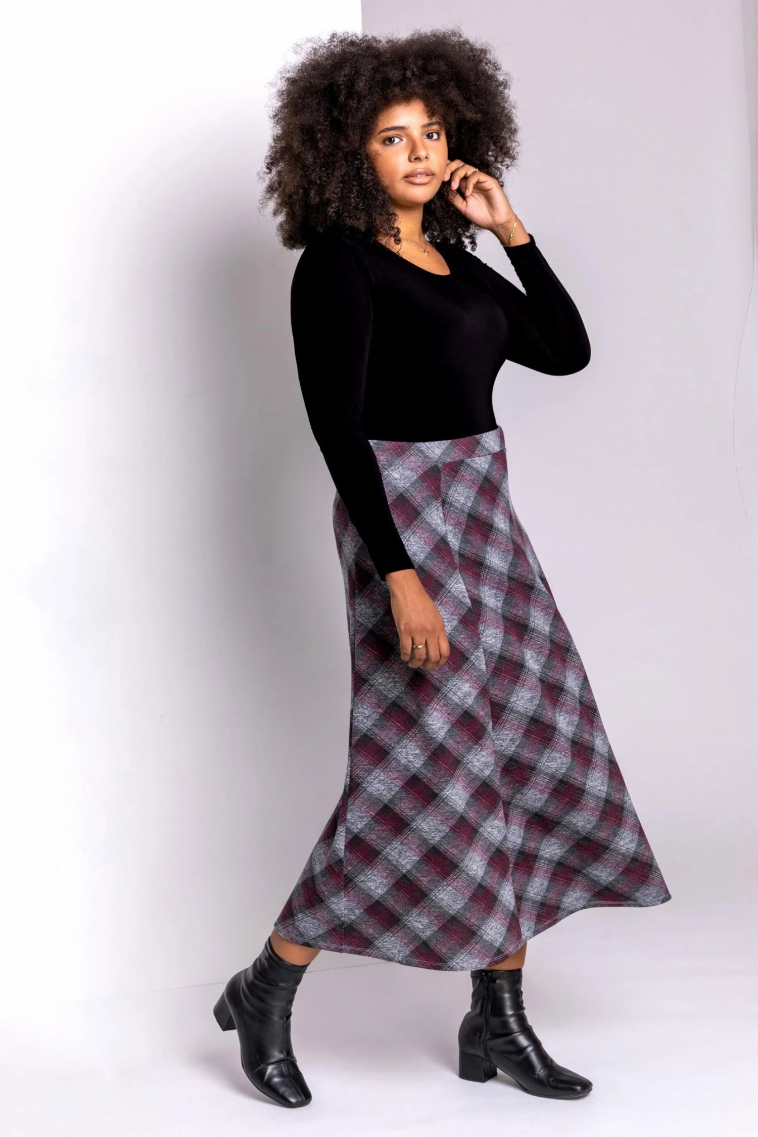 Roman Red Curve Check Print Midi Skirt 3 Roman Red Curve Check Print Midi Skirt
