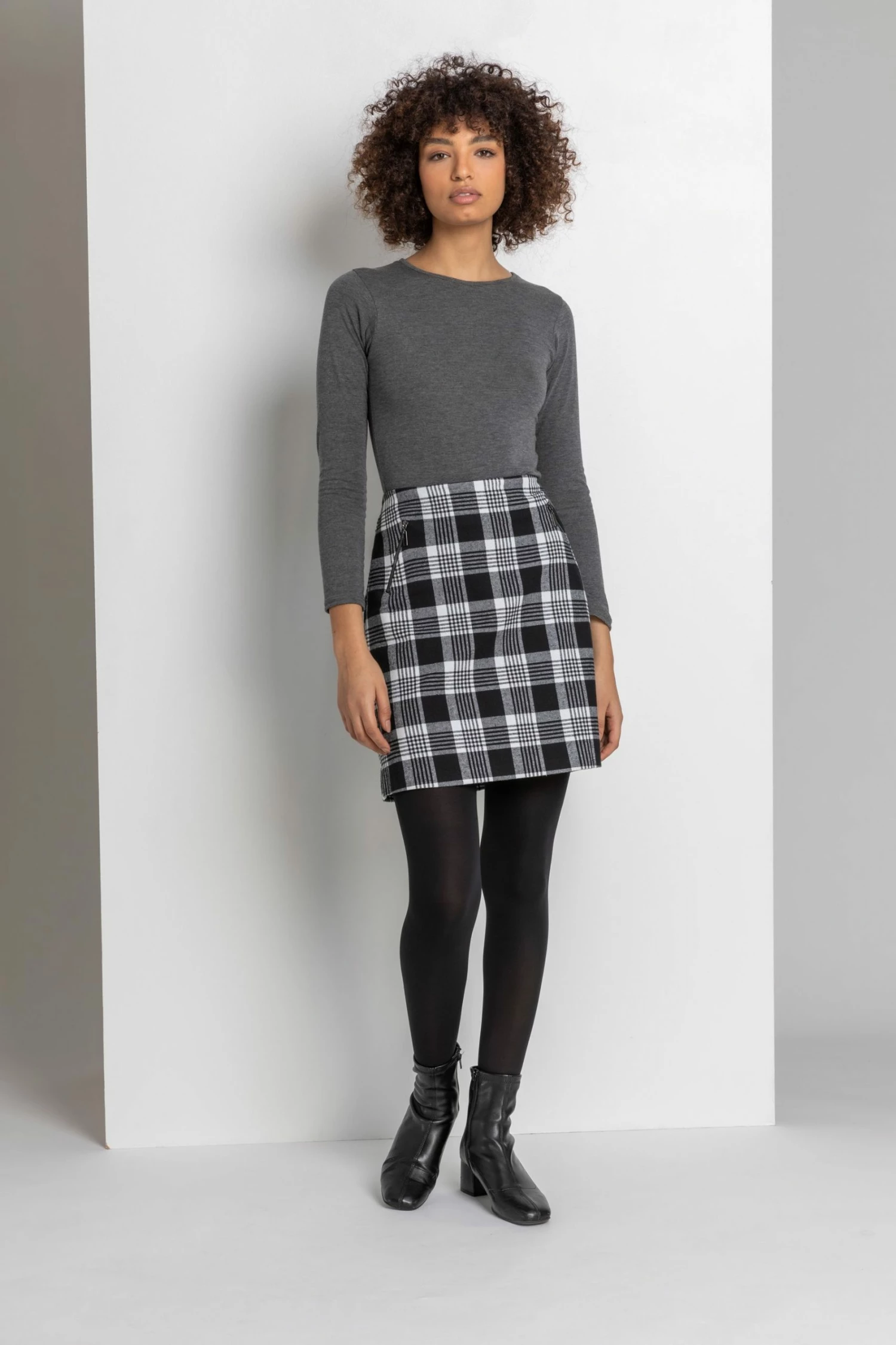 Roman Black Check Print Zip Pocket Skirt 5 Roman Black Check Print Zip Pocket Skirt - Image 3
