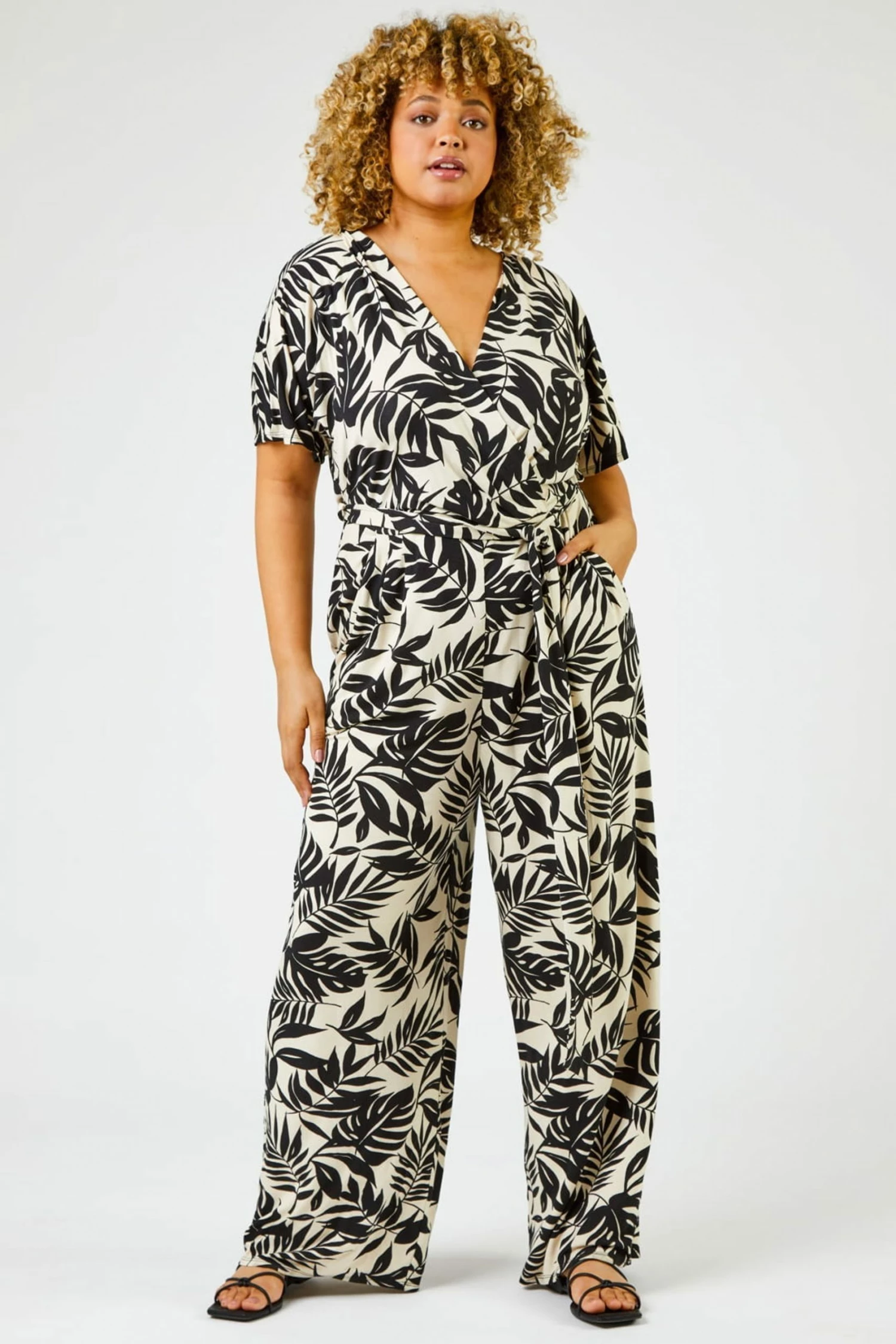 Roman Black & White Curve Tropical Print Jumpsuit 5 Roman Black & White Curve Tropical Print Jumpsuit - Image 3