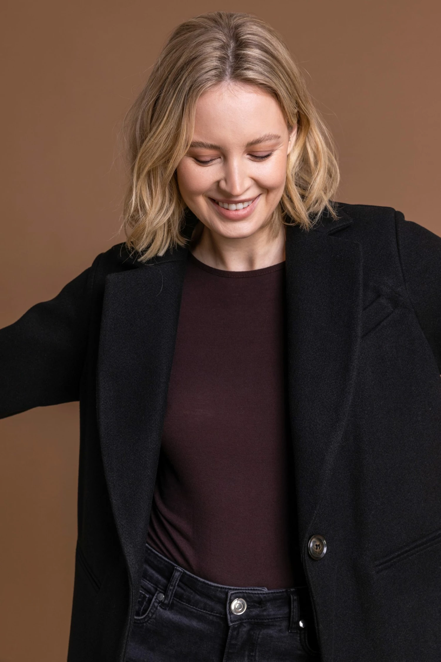 Roman Black Rever Collar Long Coat 6 Roman Black Rever Collar Long Coat - Image 4