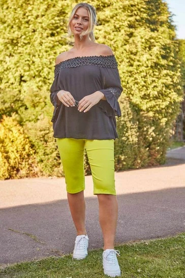 Roman Brown Knee Length Stretch Shorts 33 Roman Brown Knee Length Stretch Shorts - Image 31