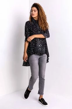 Roman Black Star Print Dipped Hem Shirt 9 Roman Black Star Print Dipped Hem Shirt -Roman Sales Shop unnamed file 11933