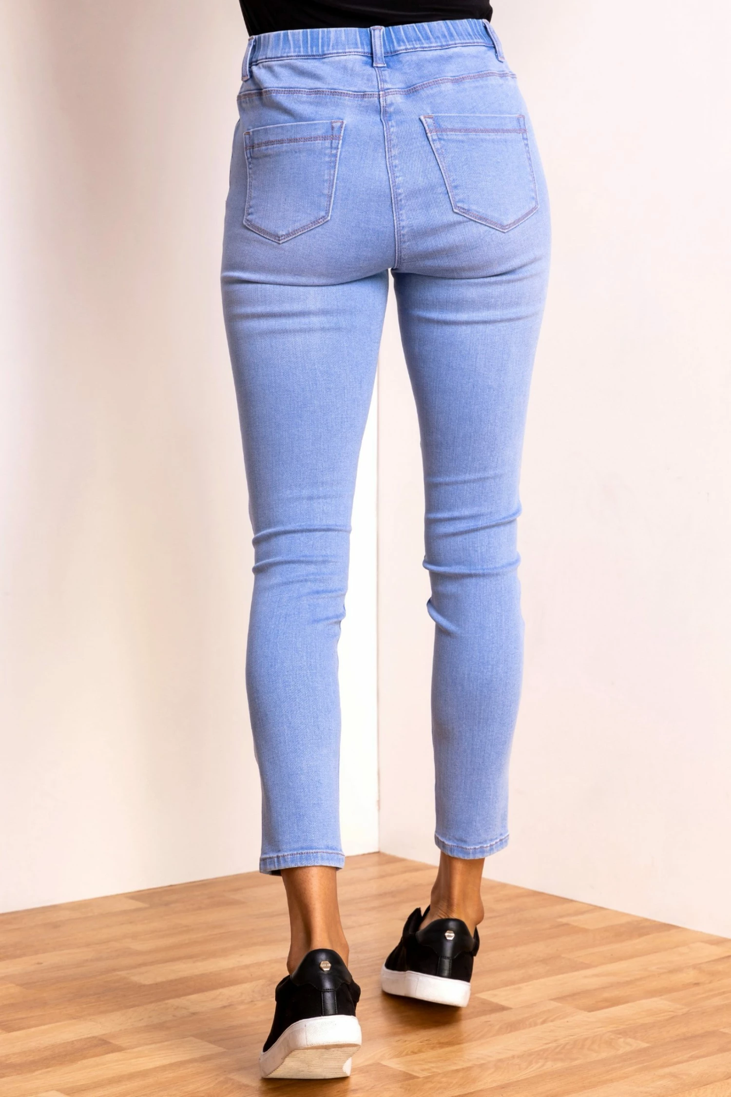 Roman Blue Ultimate Stretch Jegging 29" 4 Roman Blue Ultimate Stretch Jegging 29" - Image 2