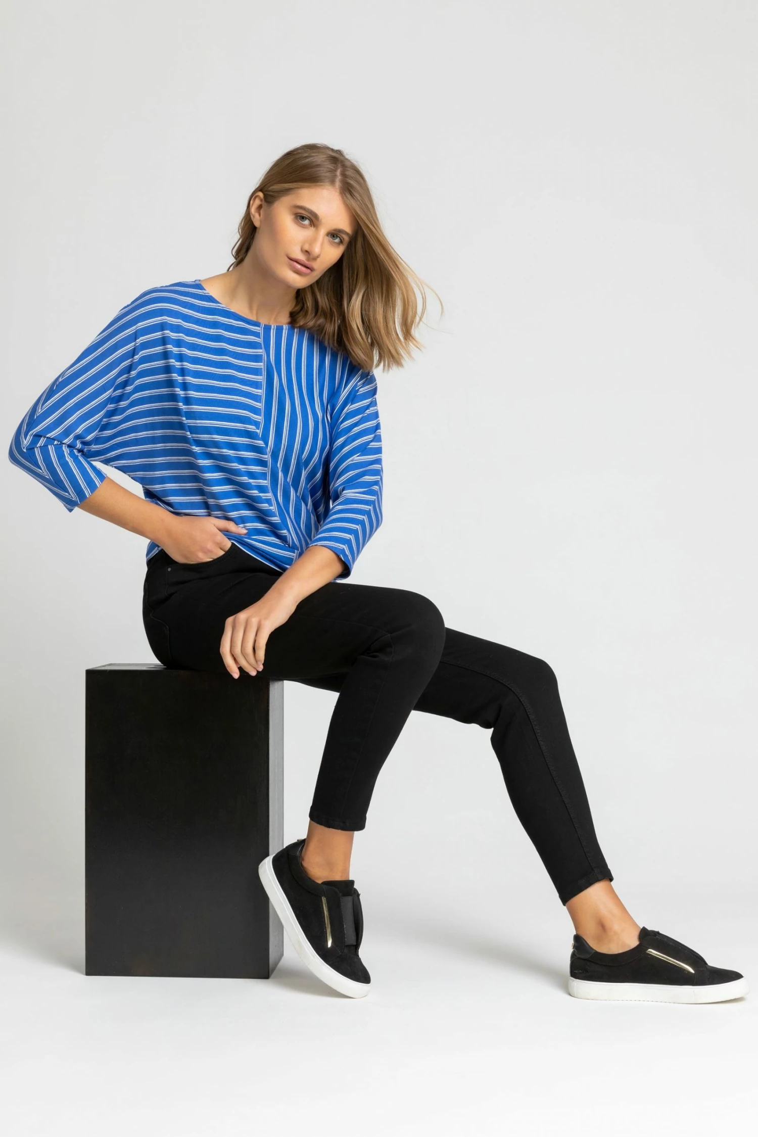 Roman Black 29" Stretch Skinny Jeans 4 Roman Black 29" Stretch Skinny Jeans - Image 3