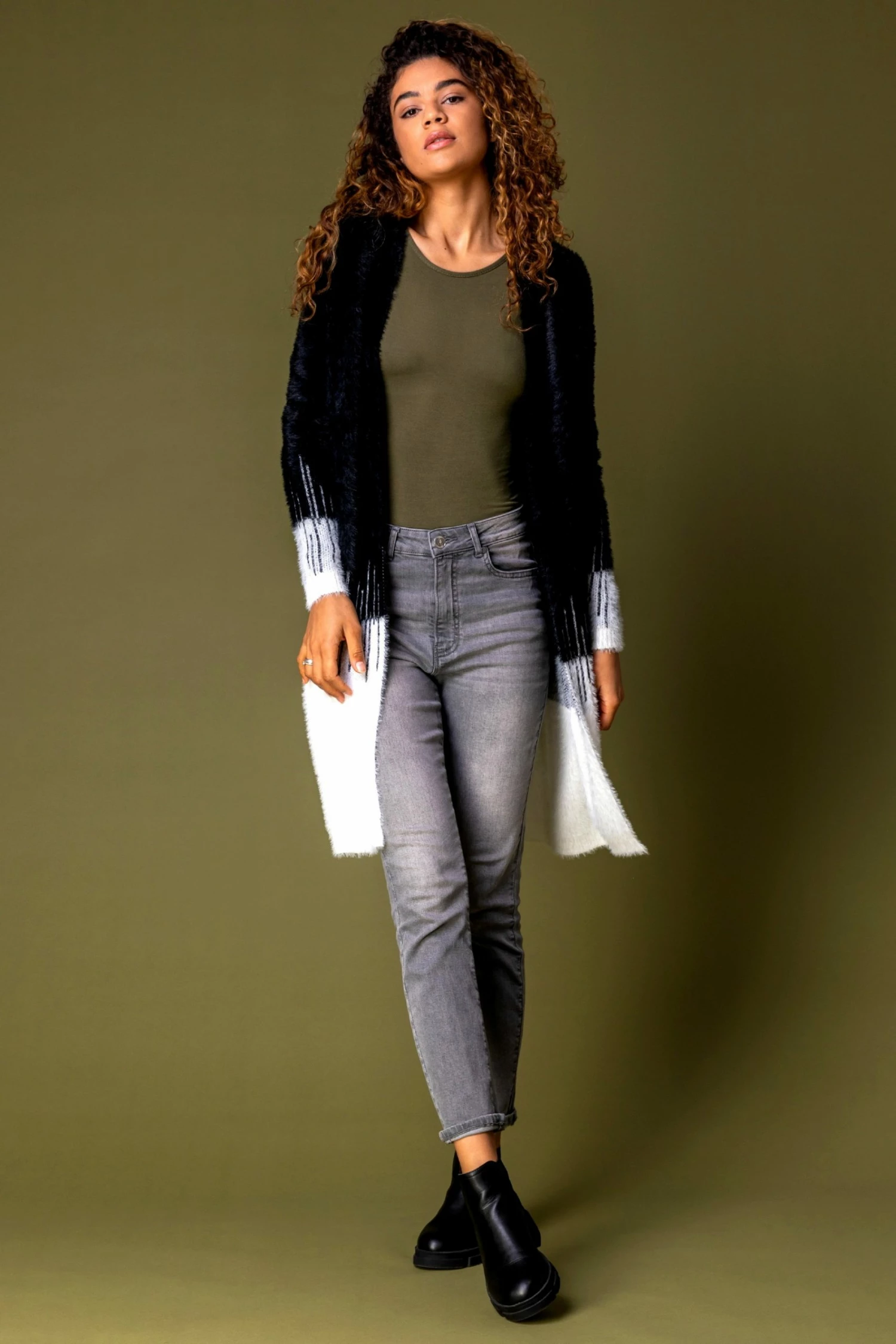 Roman Black Line Print Longline Fluffy Cardigan 4 Roman Black Line Print Longline Fluffy Cardigan - Image 2