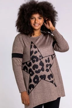 Roman Cream Curve Star Print Jersey Top