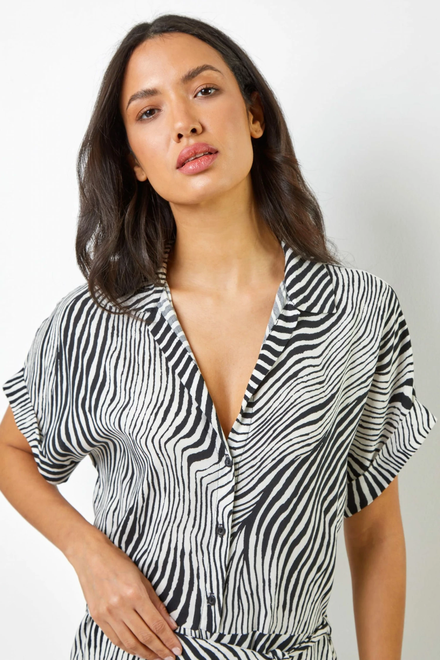 Roman Black Wave Print Belted Jumpsuit 6 Roman Black Wave Print Belted Jumpsuit - Image 4