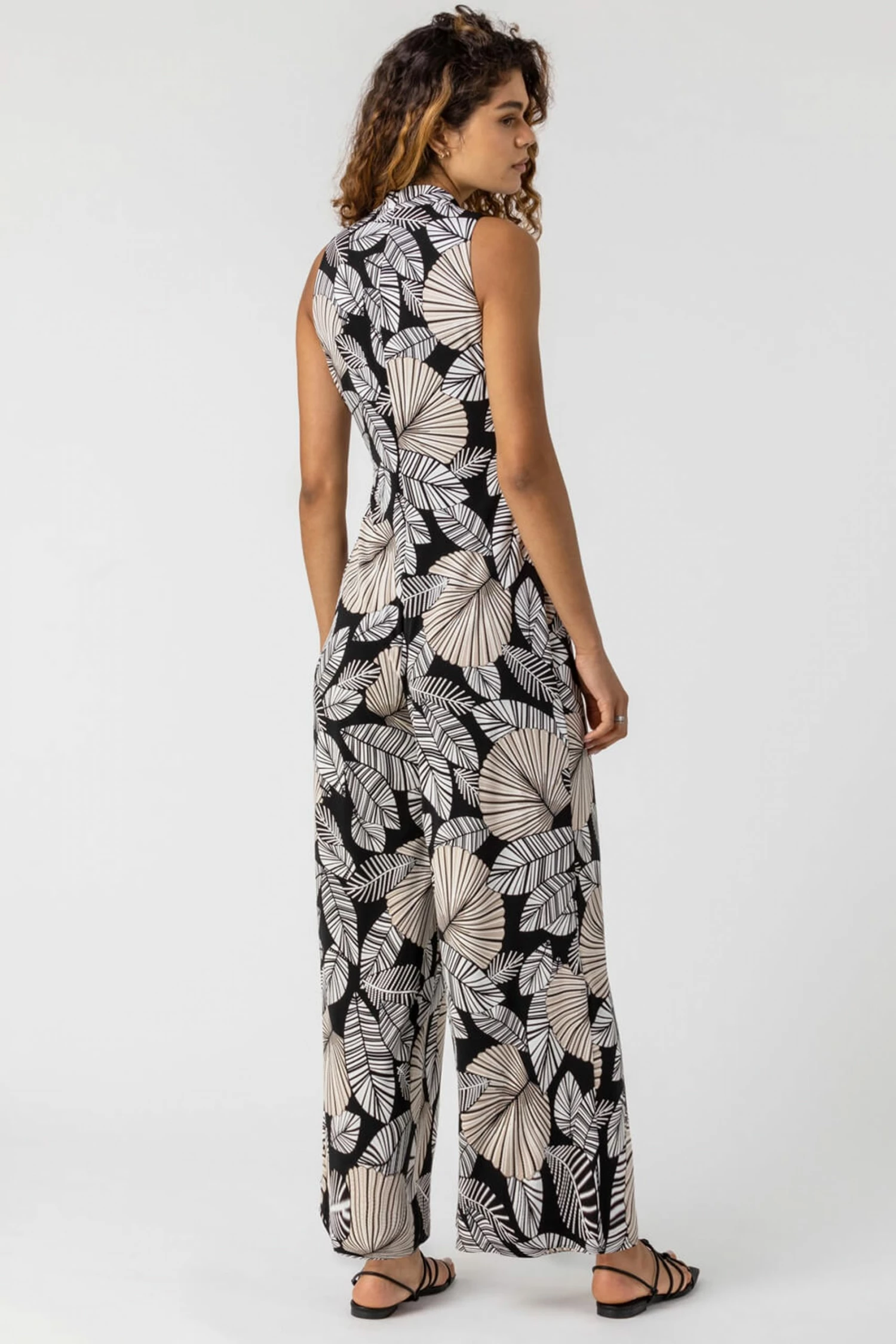 Roman Black Leaf Puff Print Jumpsuit 4 Roman Black Leaf Puff Print Jumpsuit - Image 2