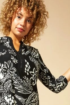Roman Black Originals Contrast Paisley Print Zip Detail Top 10 Roman Black Originals Contrast Paisley Print Zip Detail Top -Roman Sales Shop unnamed file 13355