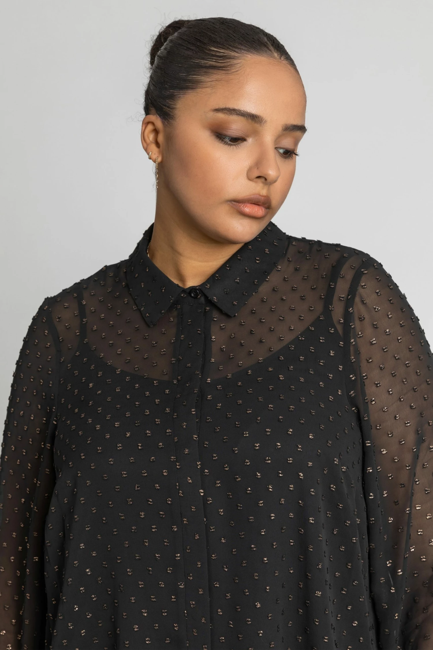 Roman Black Curve Textured Spot Shimmer Blouse 6 Roman Black Curve Textured Spot Shimmer Blouse - Image 4