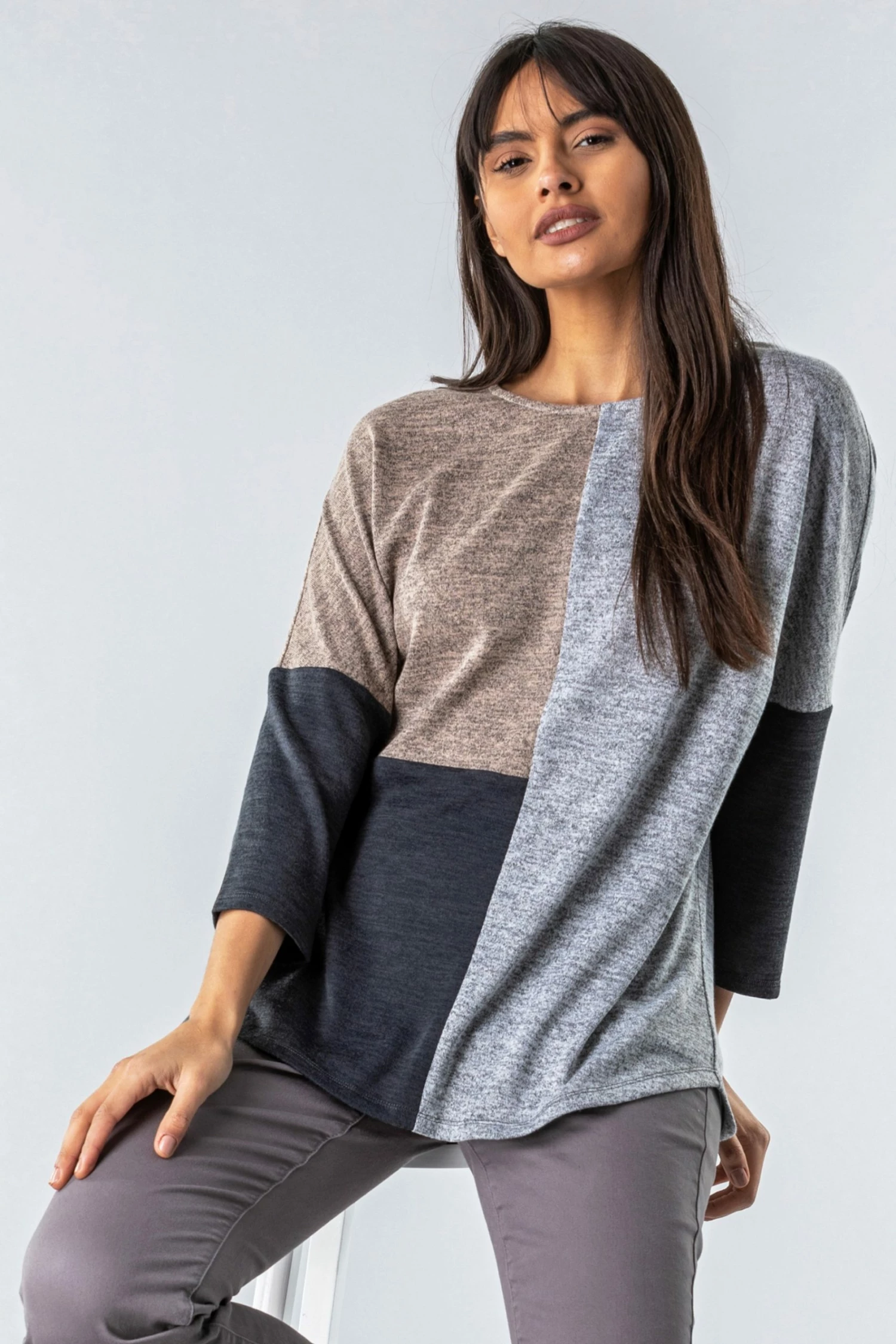 Roman Grey Colour Block Lounge Top 6 Roman Grey Colour Block Lounge Top - Image 4