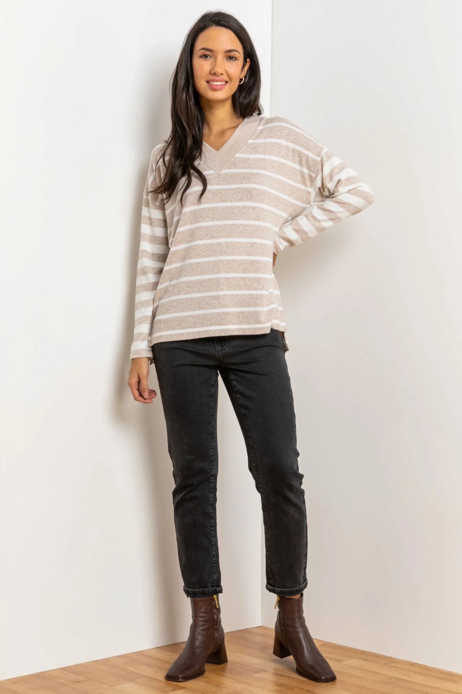 Roman Grey Contrast Stripe Print Sweat Top 6 Roman Grey Contrast Stripe Print Sweat Top - Image 4