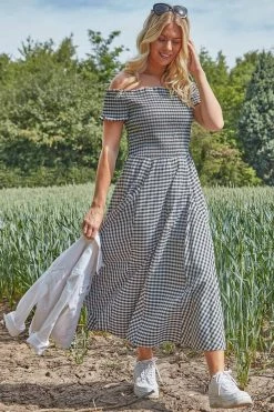 Roman Black Gingham Bardot Fit And Flare Dress 10 Roman Black Gingham Bardot Fit And Flare Dress -Roman Sales Shop unnamed file 142