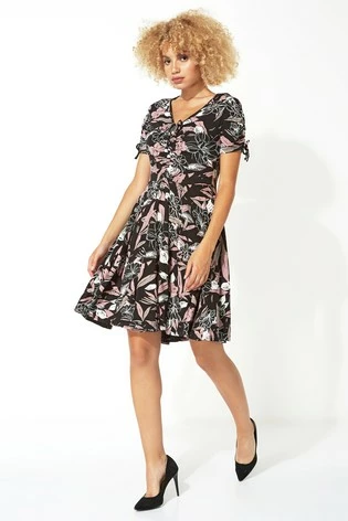 Roman Red Floral V Neck Tea Dress 8 Roman Red Floral V Neck Tea Dress - Image 6