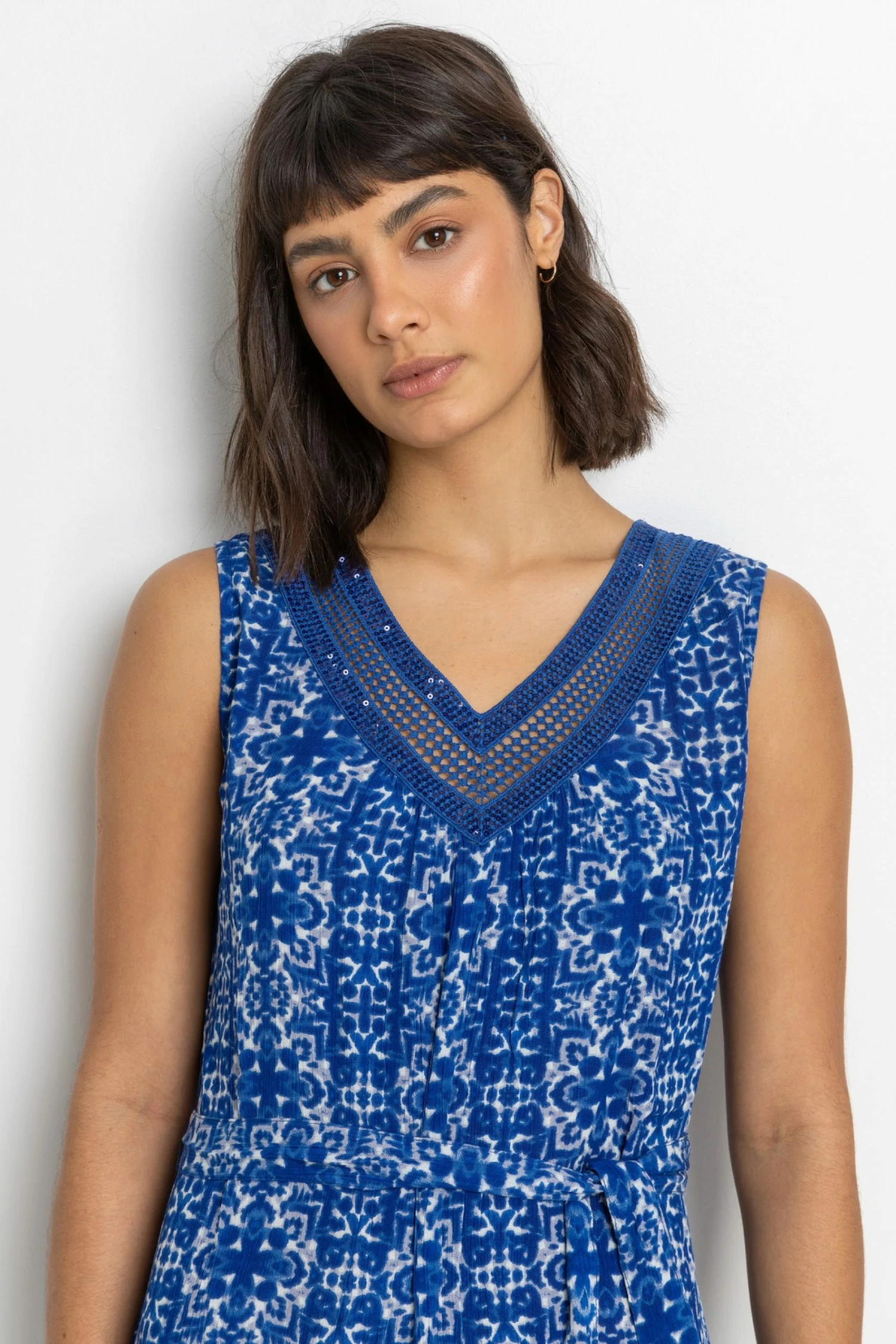 Roman Blue Geo Print Sequin Trim Midi Dress 6 Roman Blue Geo Print Sequin Trim Midi Dress - Image 4