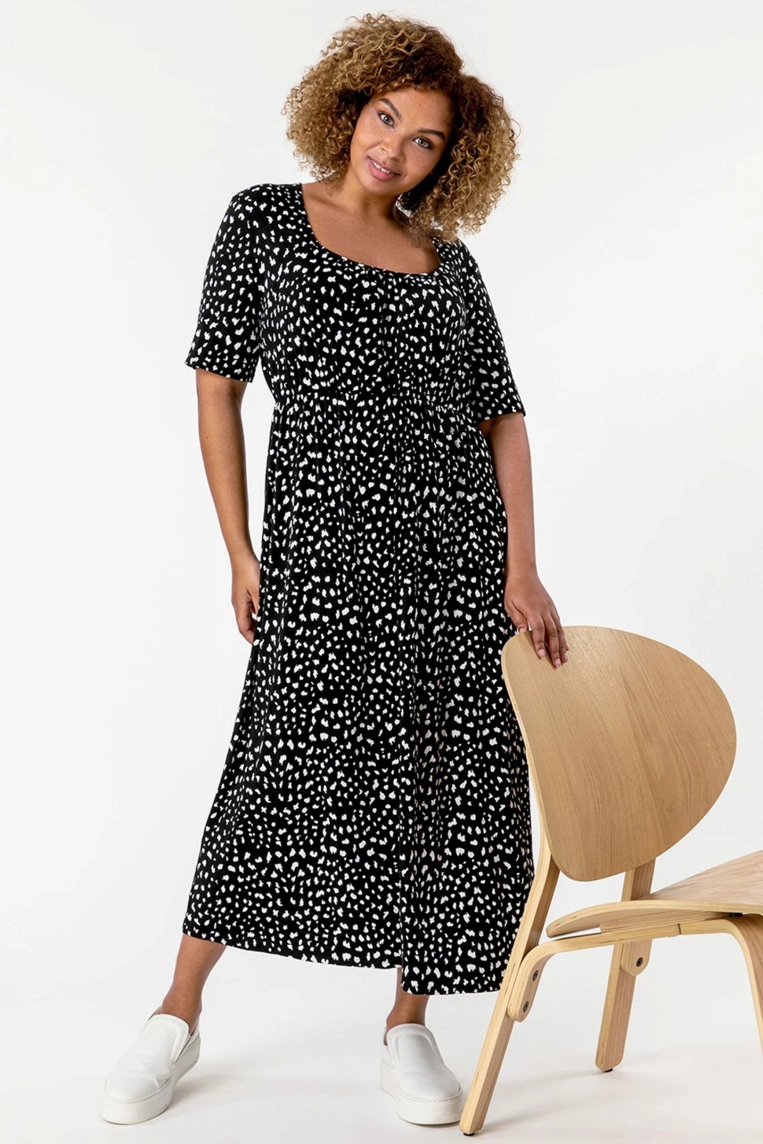 Roman Black Curve Ditsy Spot Print Midi Dress 3 Roman Black Curve Ditsy Spot Print Midi Dress