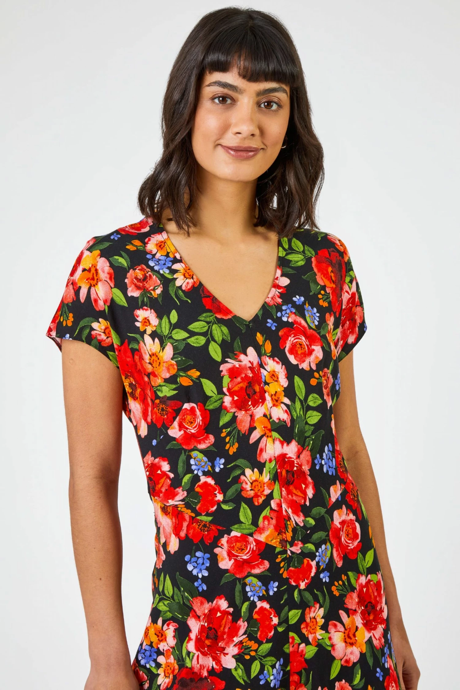 Roman Black Floral Print Fit & Flare Maxi Dress 6 Roman Black Floral Print Fit & Flare Maxi Dress - Image 4