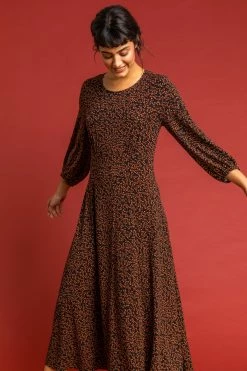 Roman Brown Ditsy Floral Print Midi Dress 11 Roman Brown Ditsy Floral Print Midi Dress -Roman Sales Shop unnamed file 2079