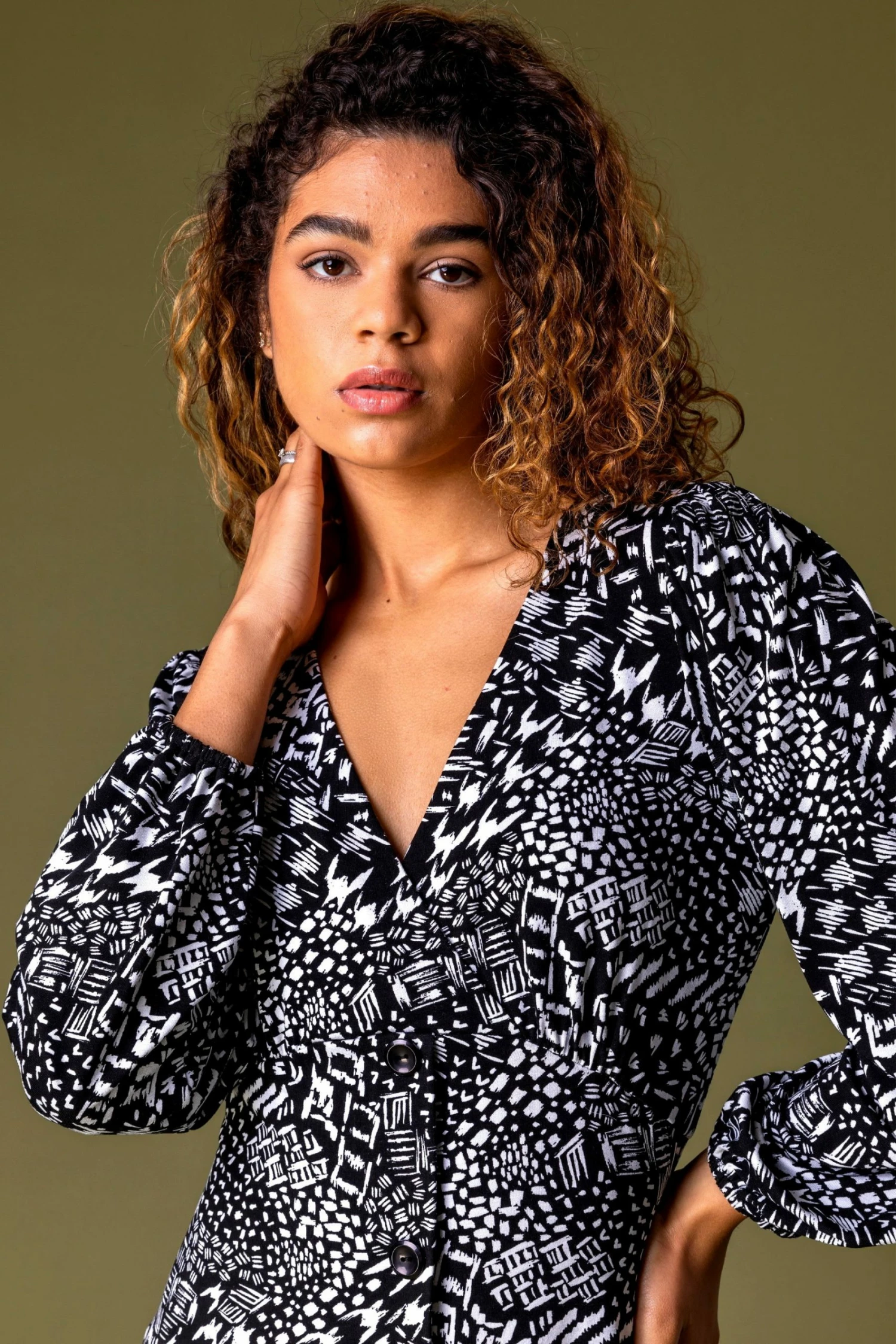 Roman Black Mono Abstract Print Dress 6 Roman Black Mono Abstract Print Dress - Image 4