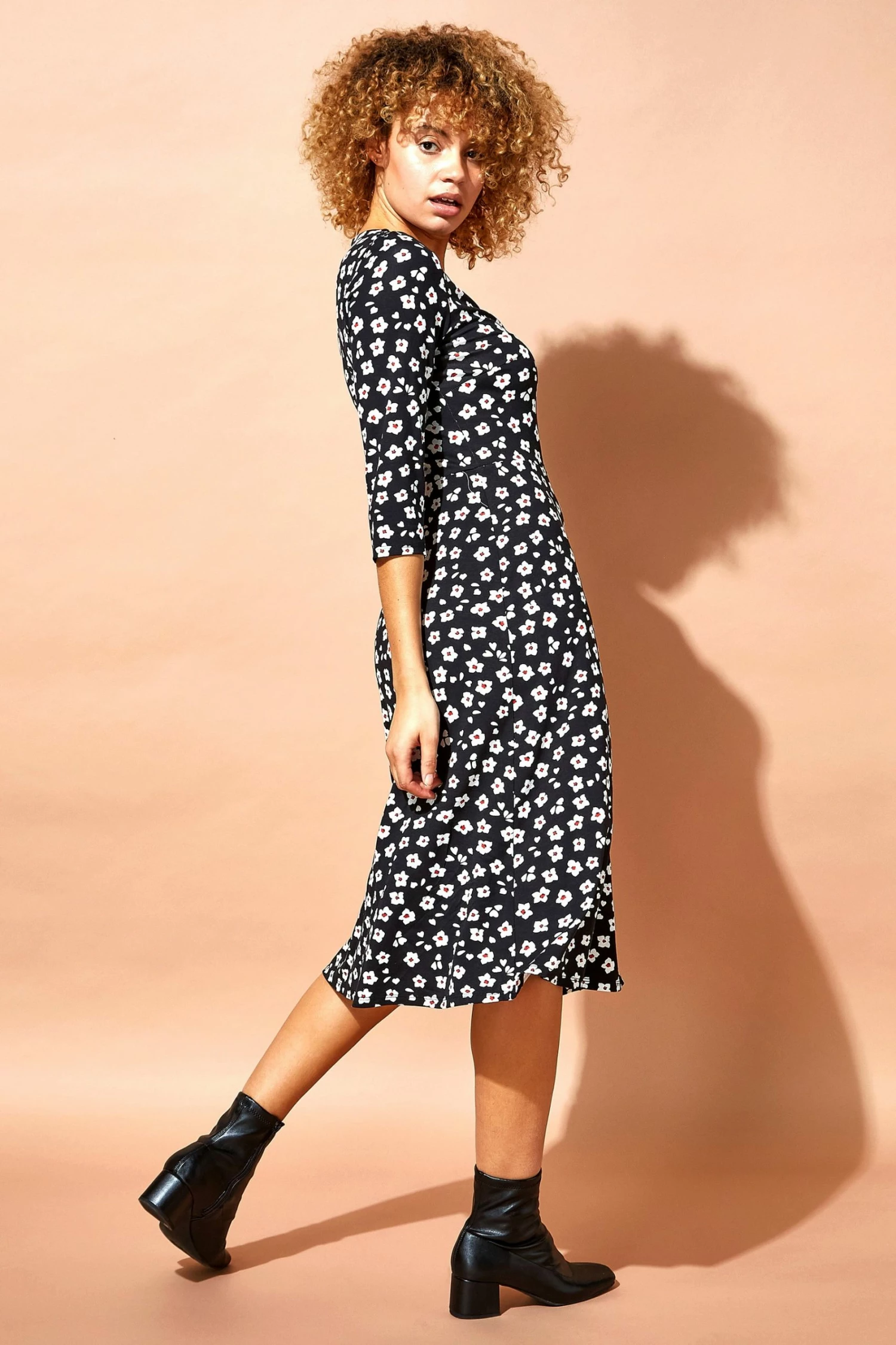 Roman Black Originals Floral Print Midi Length Tea Dress 4 Roman Black Originals Floral Print Midi Length Tea Dress - Image 2