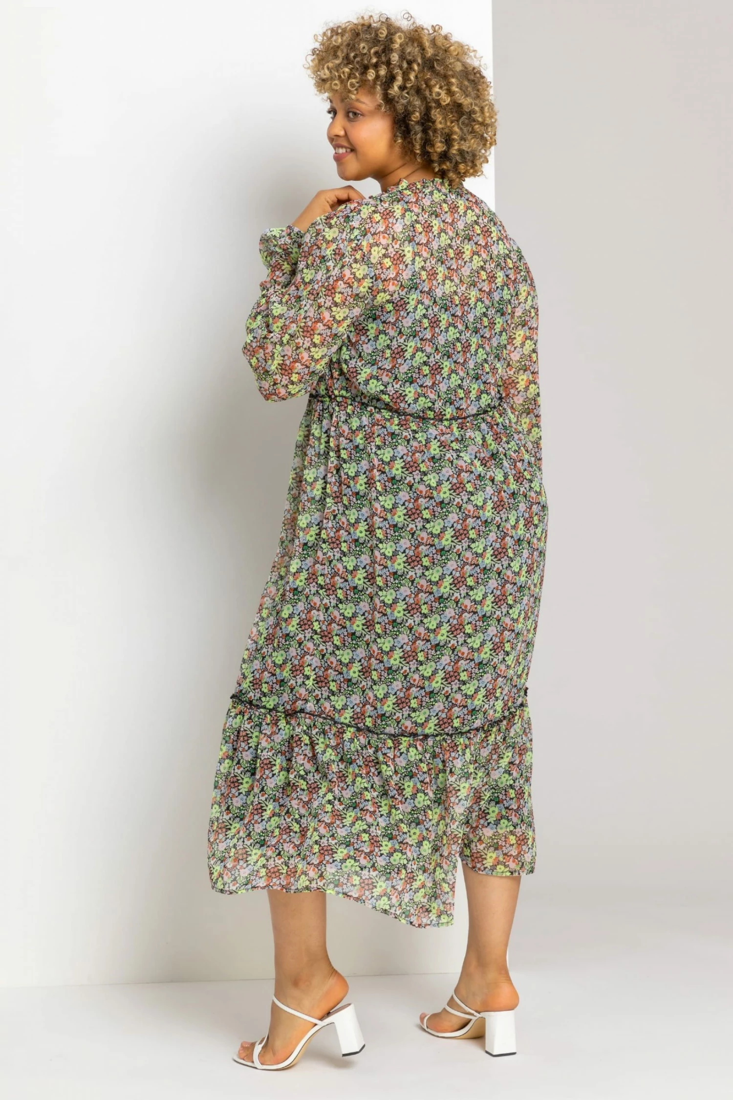 Roman Black Curve Floral Tiered Midi Dress 4 Roman Black Curve Floral Tiered Midi Dress - Image 2