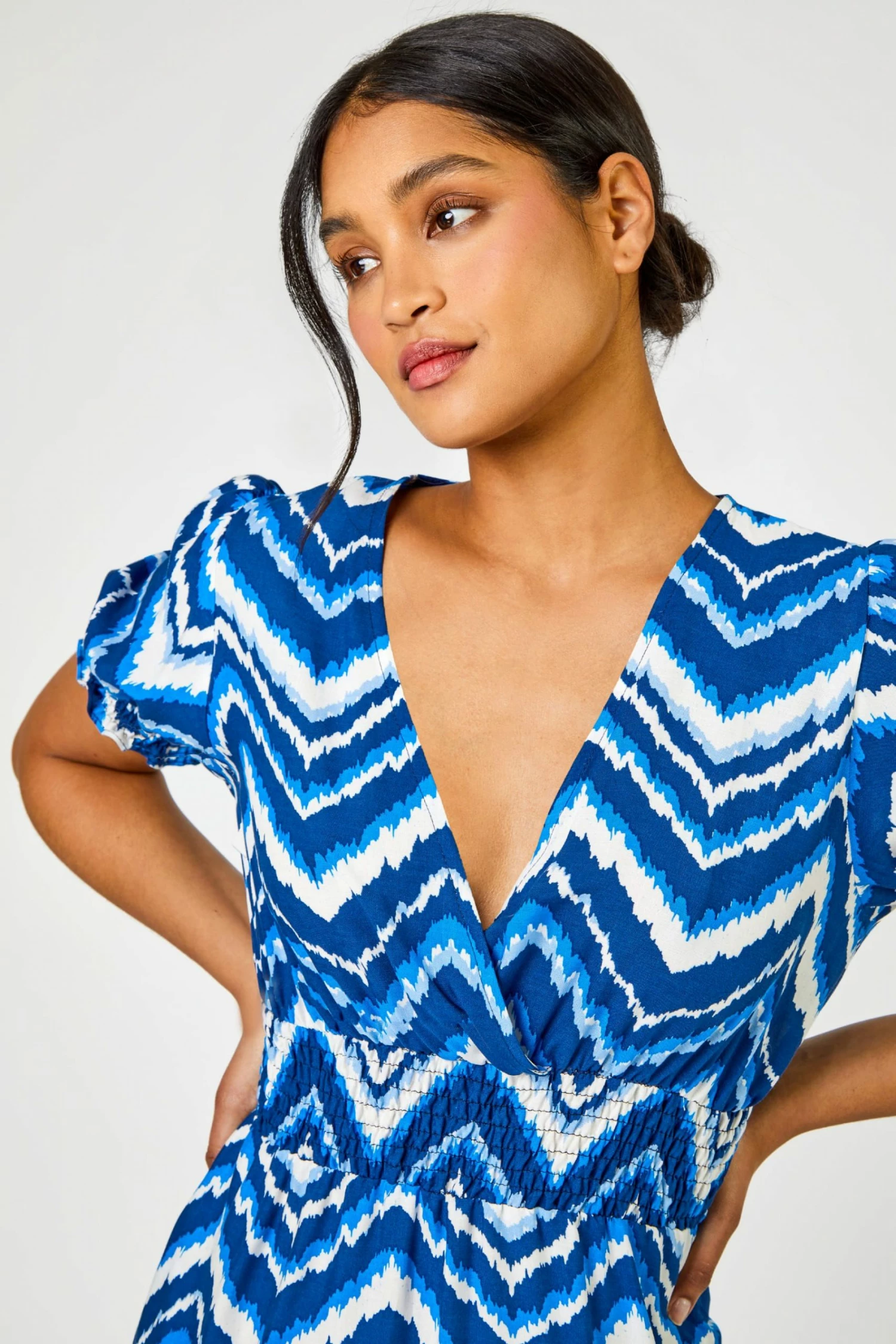 Roman Blue Abstract Zig Zag Pocket Detail Tea Dress 6 Roman Blue Abstract Zig Zag Pocket Detail Tea Dress - Image 4