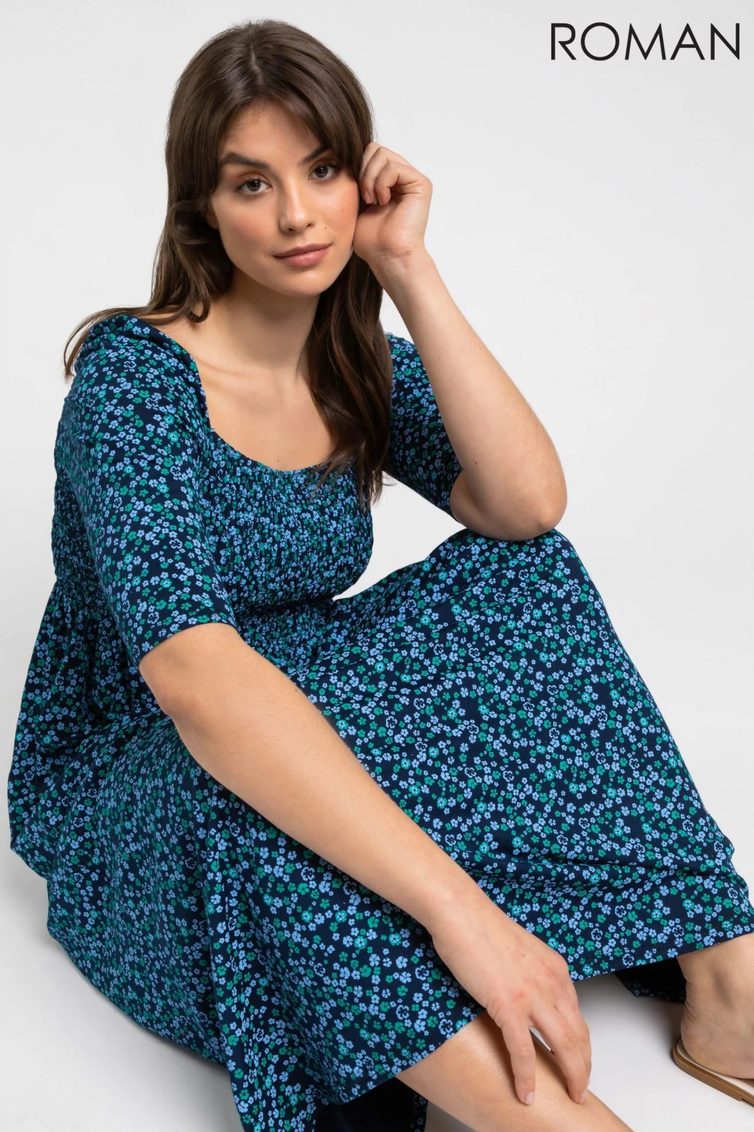 Roman Blue Curve Ditsy Floral Shirred Jersey Midi Dress 6 Roman Blue Curve Ditsy Floral Shirred Jersey Midi Dress - Image 4