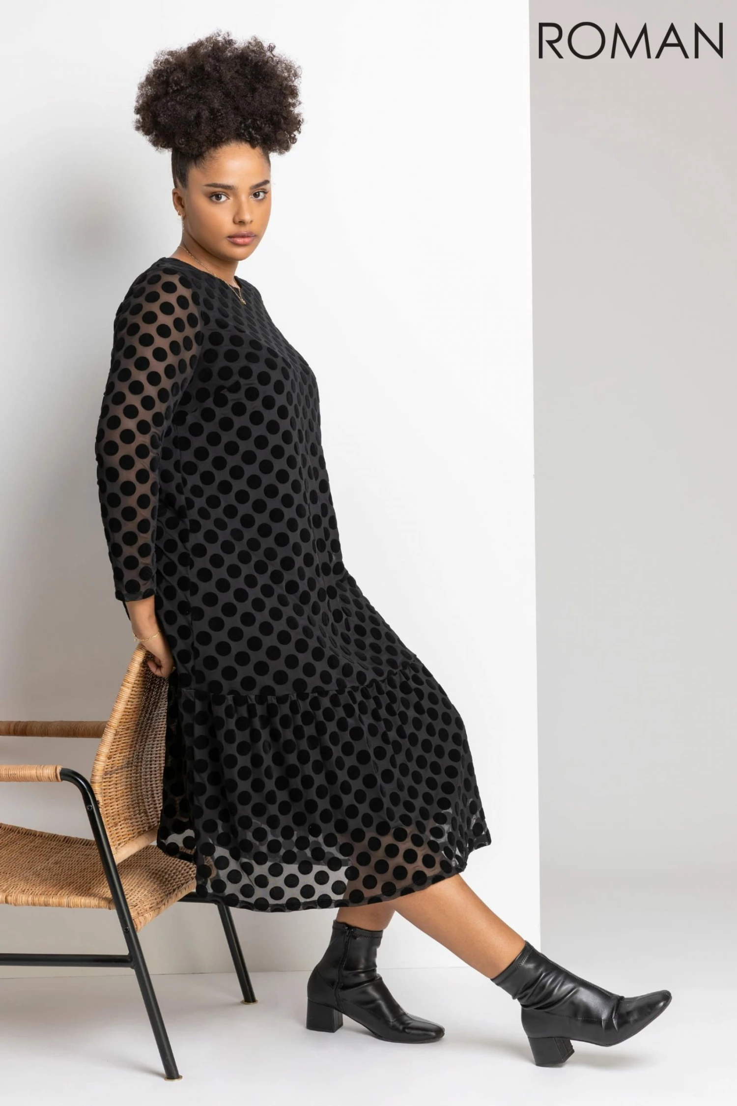 Roman Black Curve Flock Spot Midi Dress 7 Roman Black Curve Flock Spot Midi Dress - Image 5