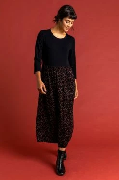 Roman Orange Star Print Contrast Midi Dress 11 Roman Orange Star Print Contrast Midi Dress -Roman Sales Shop unnamed file 3866