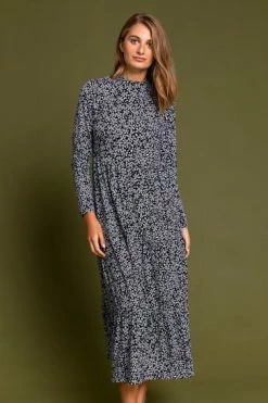 Roman Black Animal Ditsy Print Tiered Dress 11 Roman Black Animal Ditsy Print Tiered Dress -Roman Sales Shop unnamed file 3908