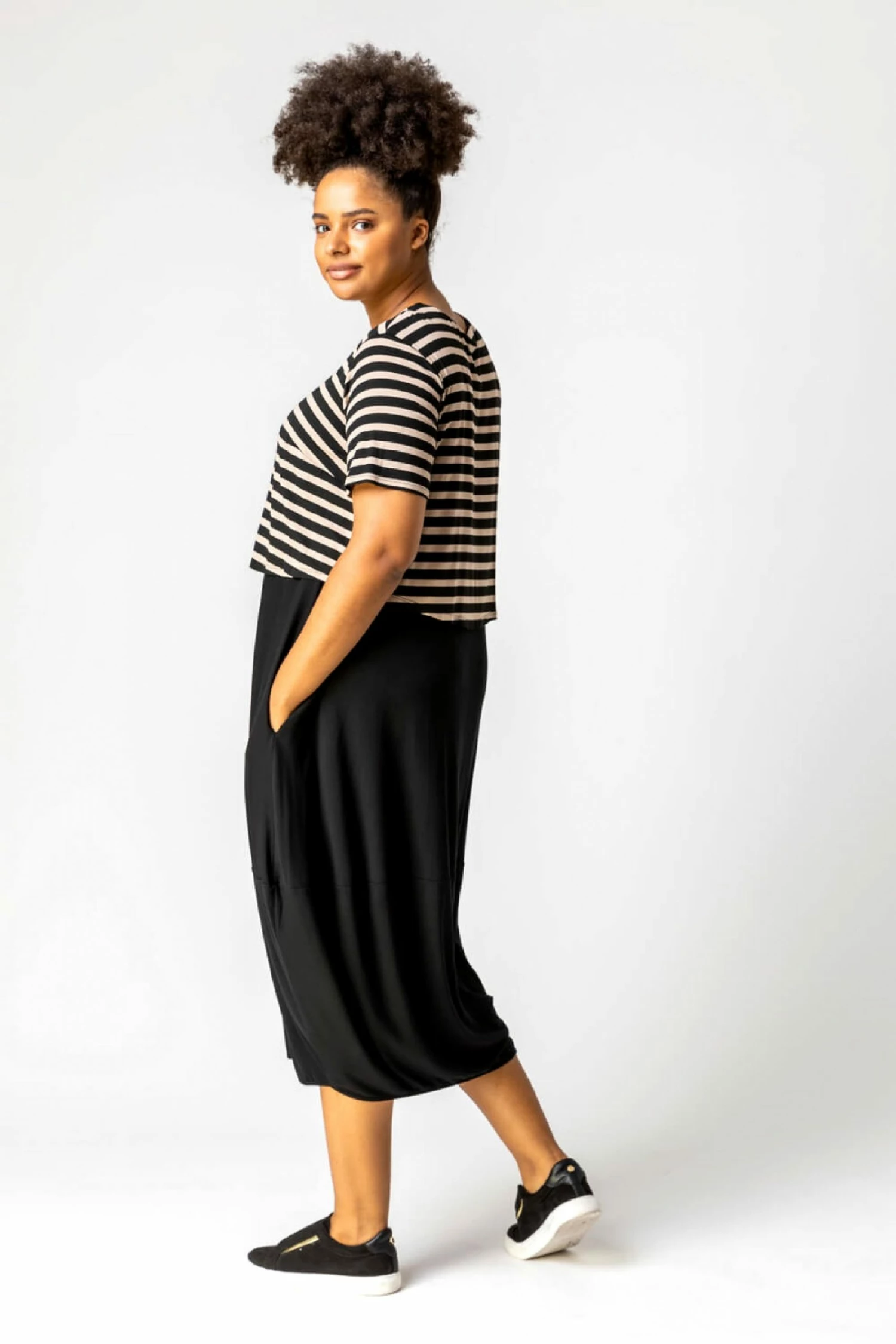 Roman Black Curve Stripe Contrast Print Jersey Dress 4 Roman Black Curve Stripe Contrast Print Jersey Dress - Image 2