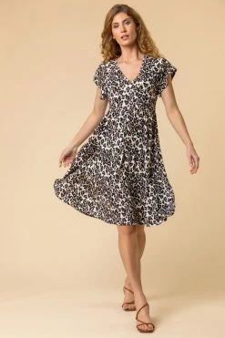 Roman Brown Tiered Animal Print V-Neck Dress 8 Roman Brown Tiered Animal Print V-Neck Dress -Roman Sales Shop unnamed file 4134