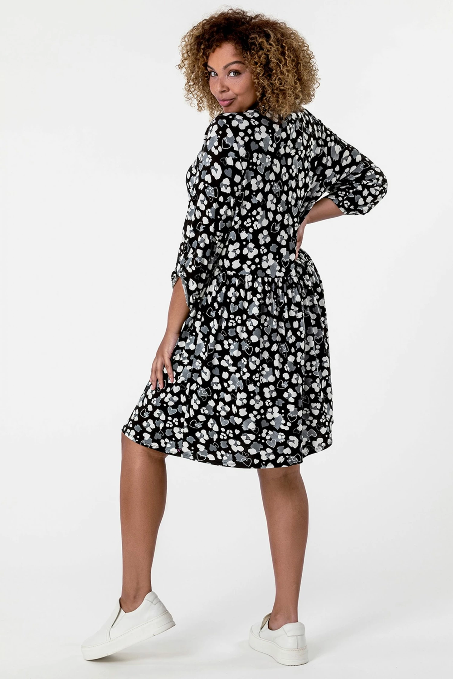 Roman Grey Curve Heart Print Jersey Dress 4 Roman Grey Curve Heart Print Jersey Dress - Image 2