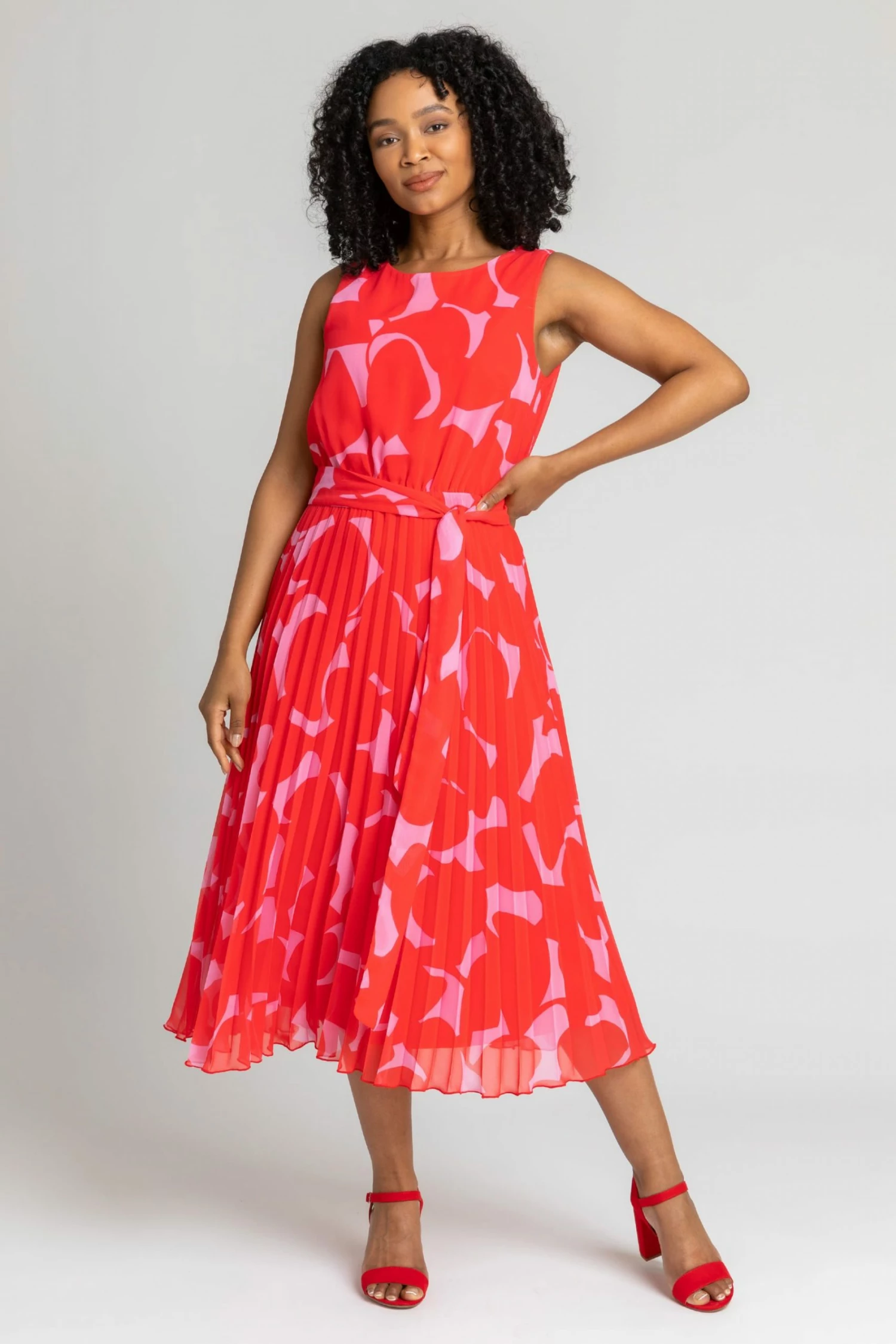 Roman Red Petite Abstract Print Pleated Maxi Dress 5 Roman Red Petite Abstract Print Pleated Maxi Dress - Image 3