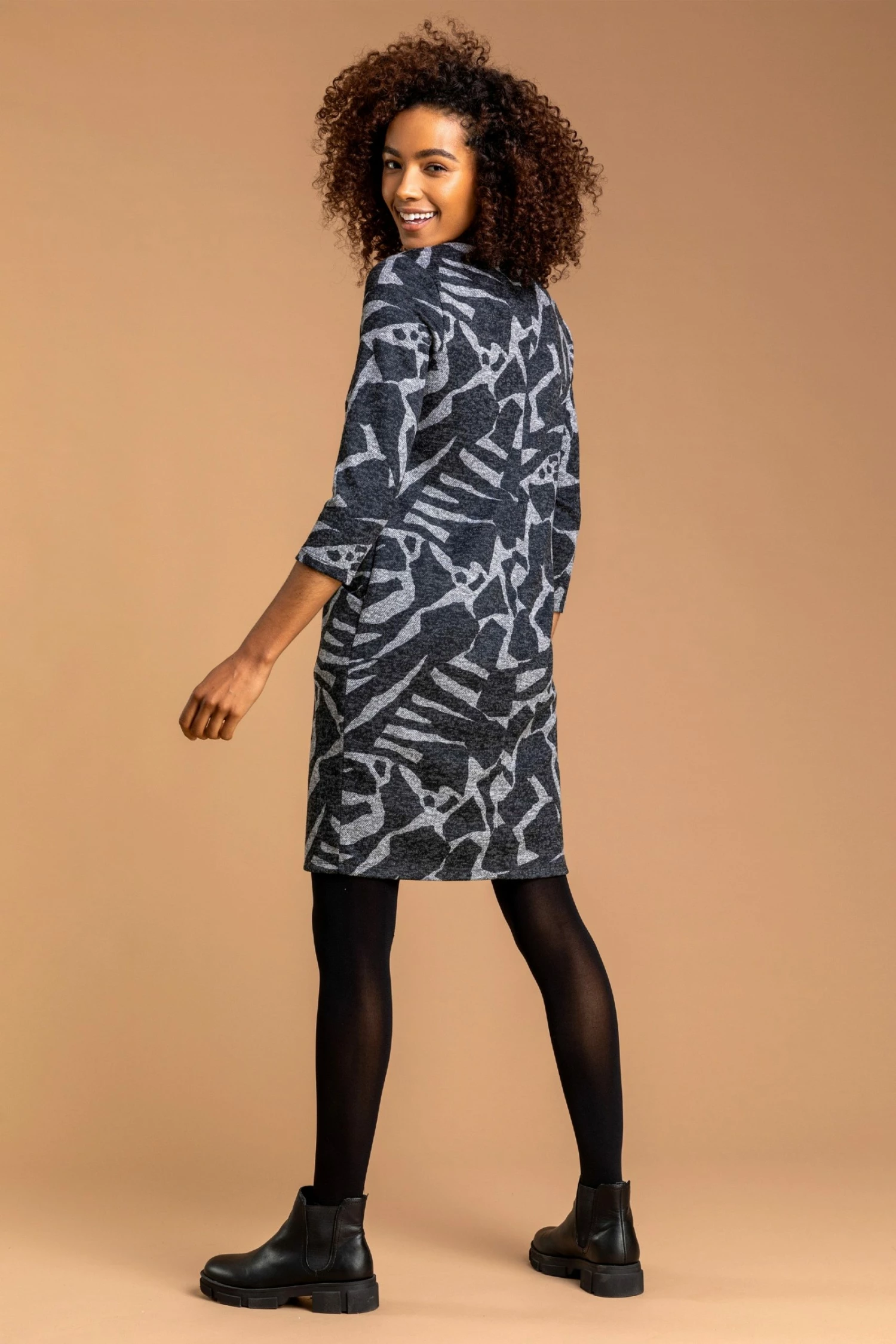 Roman Grey Abstract Animal Print Shift Dress 5 Roman Grey Abstract Animal Print Shift Dress - Image 3