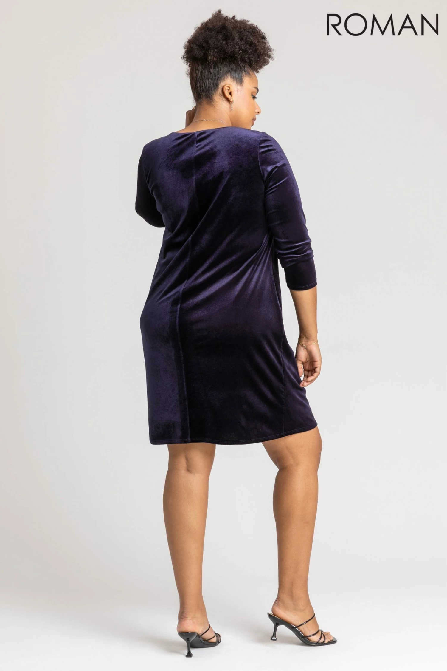 Roman Blue Curve Sweetheart Neck Velvet Dress 4 Roman Blue Curve Sweetheart Neck Velvet Dress - Image 2