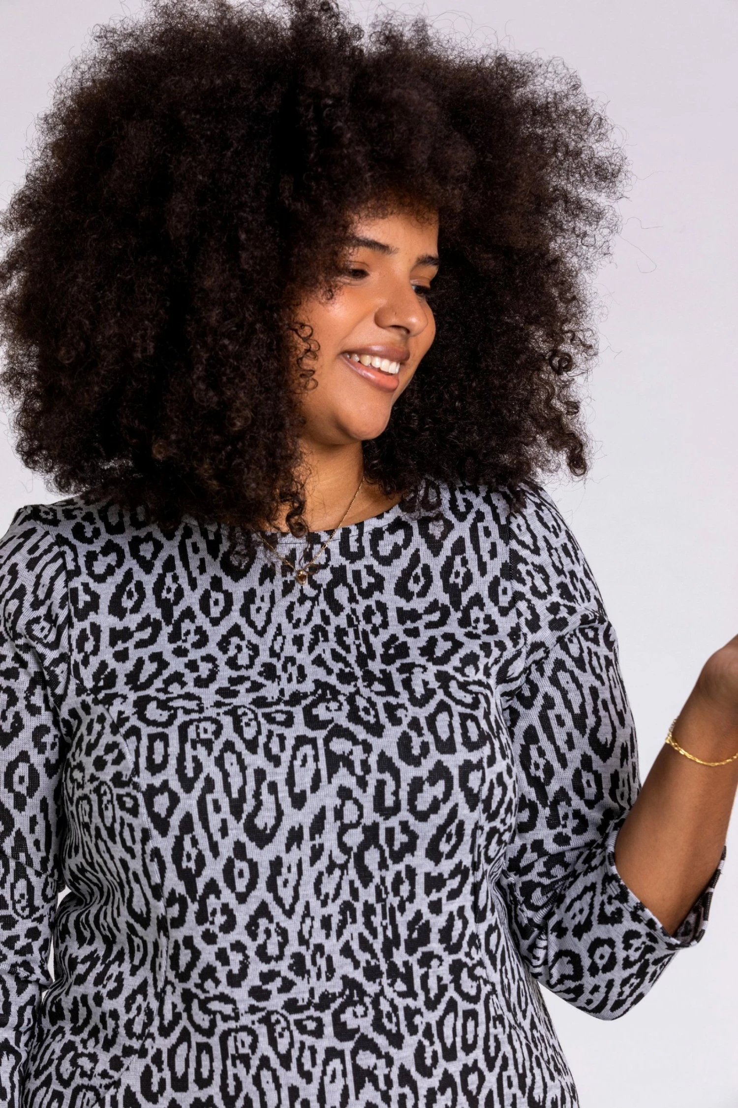 Roman Grey Curve Animal Print Shift Dress 6 Roman Grey Curve Animal Print Shift Dress - Image 4