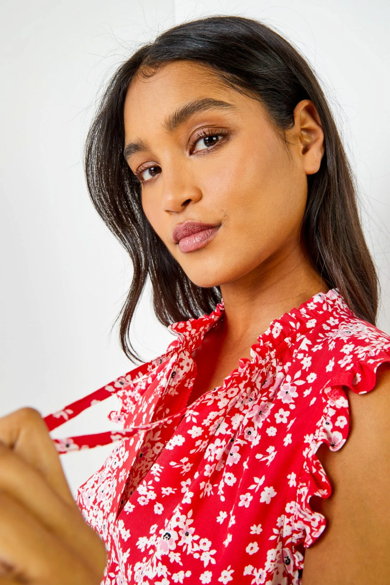 Roman Red Ditsy Floral Print Shirred Blouson Hem Top 6 Roman Red Ditsy Floral Print Shirred Blouson Hem Top - Image 4