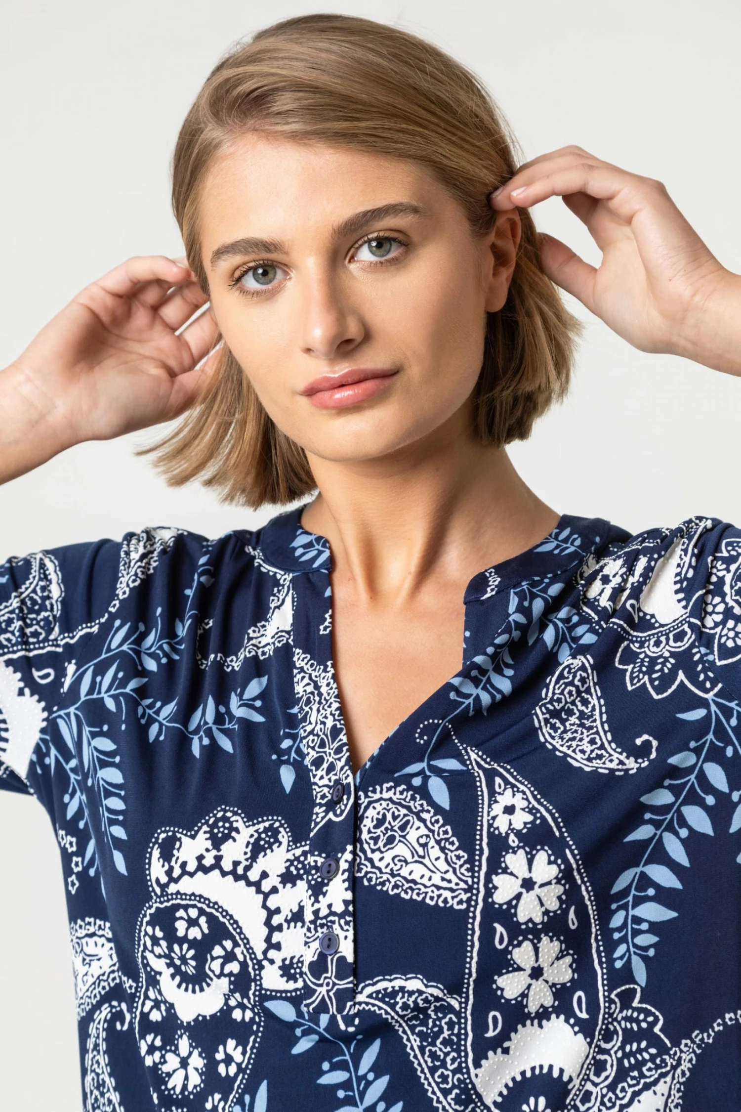 Roman Blue Paisley Puff Print Notch Neck Top 6 Roman Blue Paisley Puff Print Notch Neck Top - Image 4