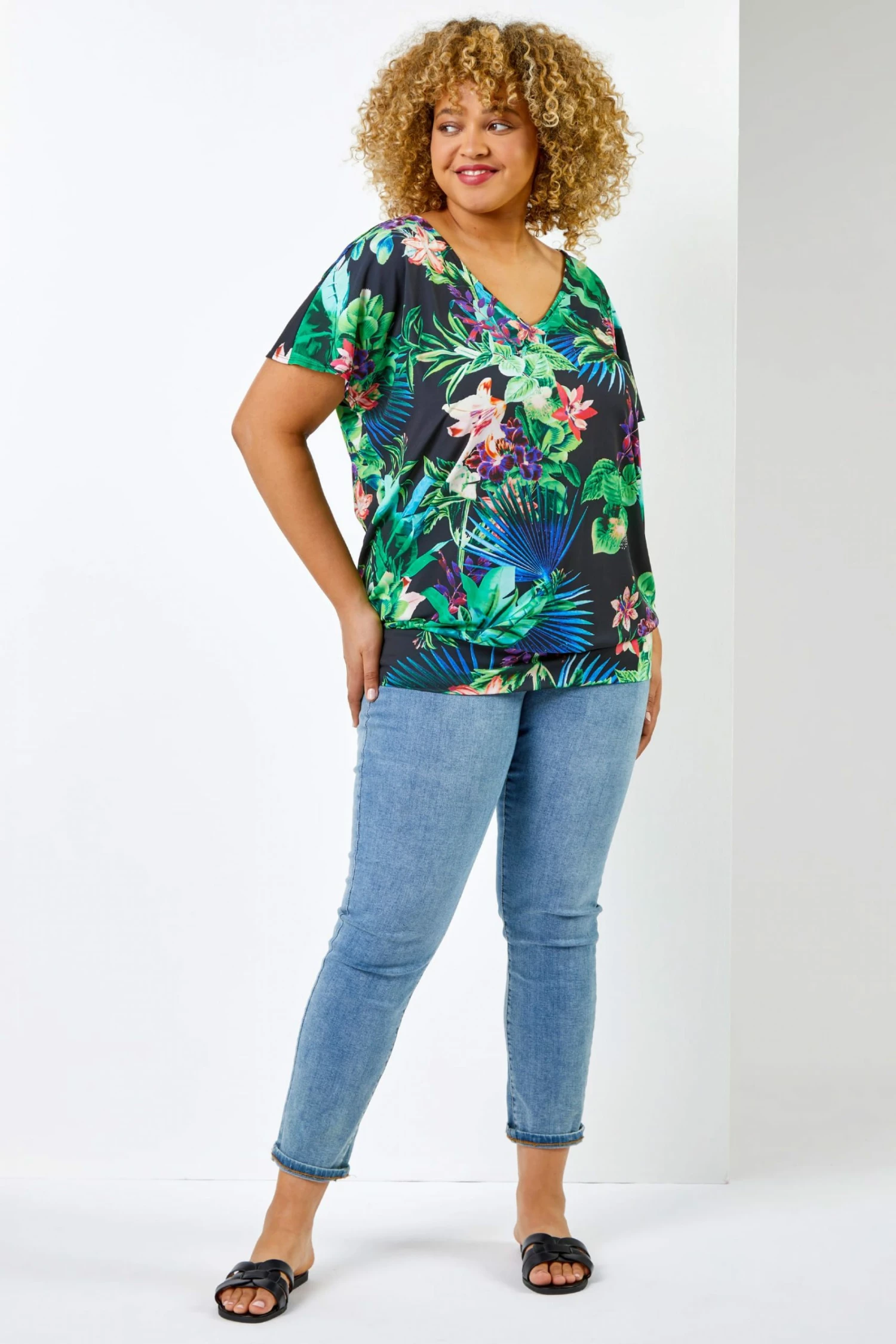 Roman Black Curve Tropical Print Blouson Hem Top 5 Roman Black Curve Tropical Print Blouson Hem Top - Image 3